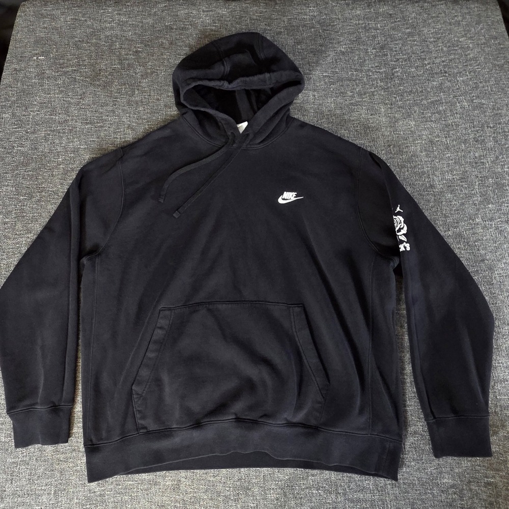 Nike DICK'S Jordan Hoodie XL Nike HQ Beaverton Oregon Rose Graphic Black
